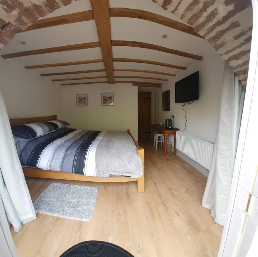 Swan House Tea Room And Bed & Breakfast Lydney Exteriér fotografie