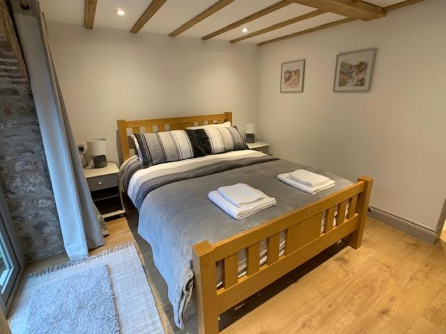Swan House Tea Room And Bed & Breakfast Lydney Exteriér fotografie