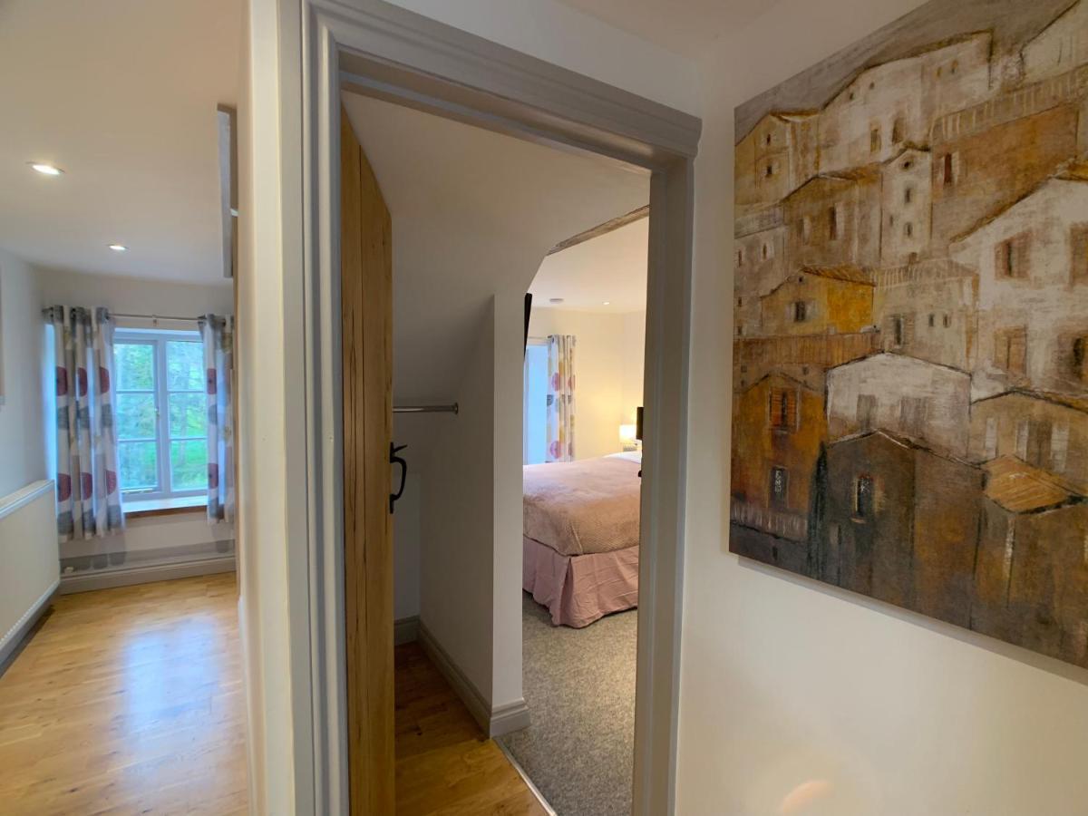 Swan House Tea Room And Bed & Breakfast Lydney Exteriér fotografie